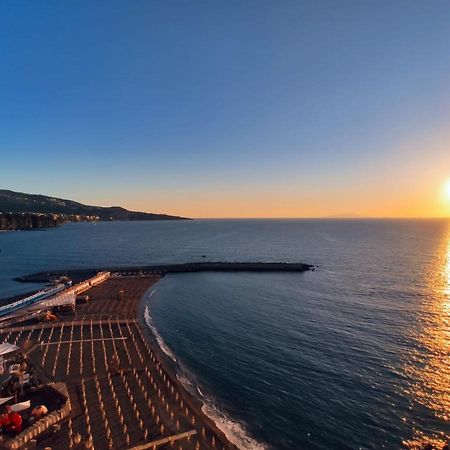 B&B Mediterranea Мета Экстерьер фото