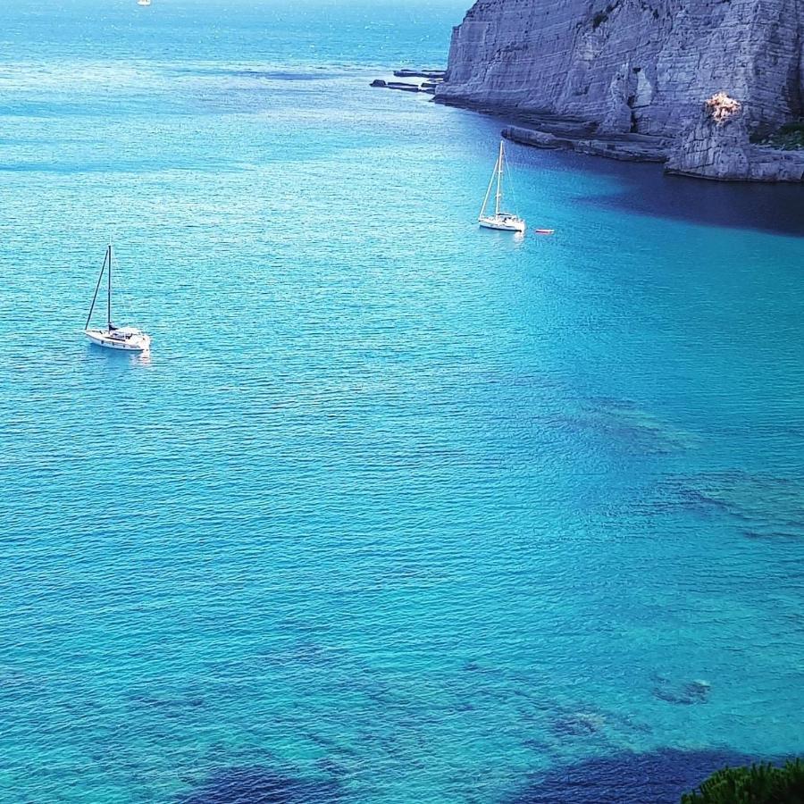 B&B Mediterranea Мета Экстерьер фото